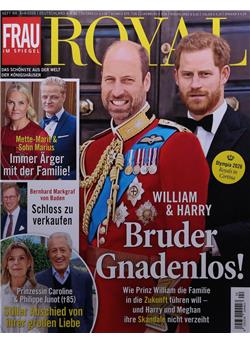 Frau im Spiegel Royal Cover
