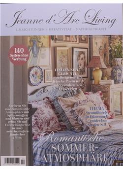 Jeanne d'Arc Living Cover