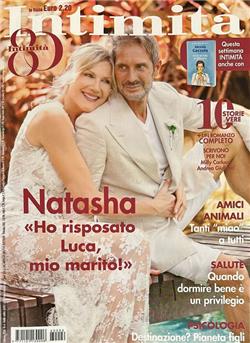 Intimita Cover