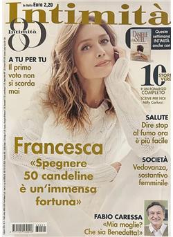 Intimita Cover