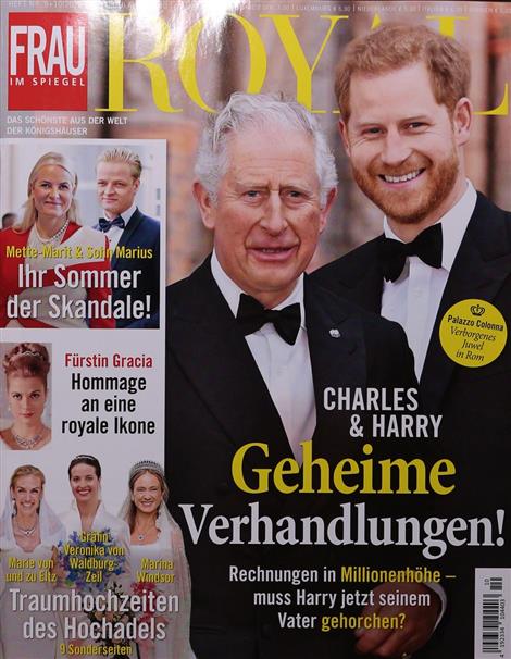 Frau-im-Spiegel-Royal-Abo
